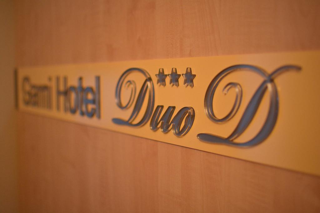 Ni Garni Hotel Duo D מראה חיצוני תמונה